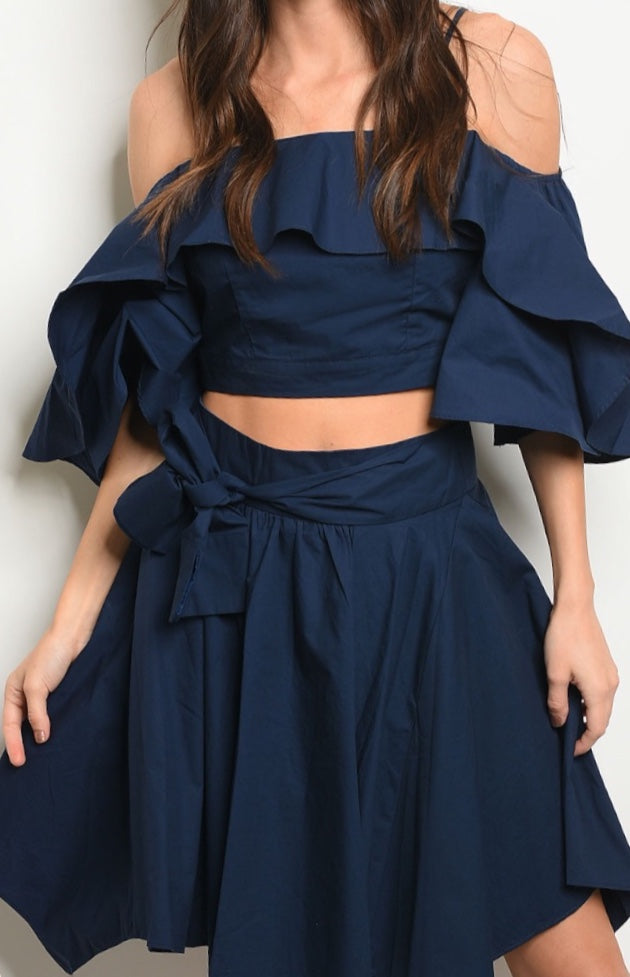 Stylish 2-Piece Asymmetric Hem Skirt Set with Matching Off-the-Shoulder Midriff Top