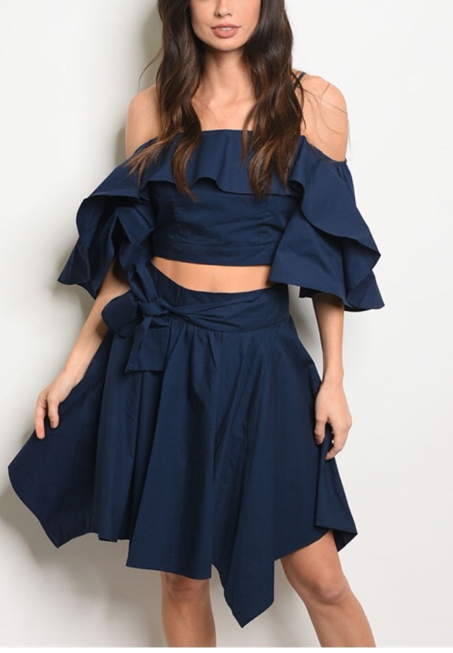 Stylish 2-Piece Asymmetric Hem Skirt Set with Matching Off-the-Shoulder Midriff Top