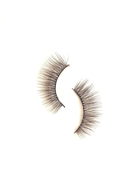 False Lashes-Paris